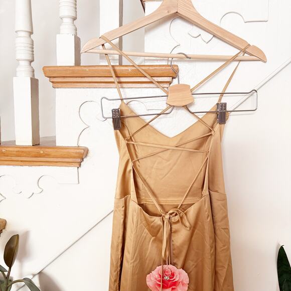 NWT Show Me Your Mumu Godshaw Goddess Gown Gold Satin Maxi Dress Size S Small - Picture 6 of 14